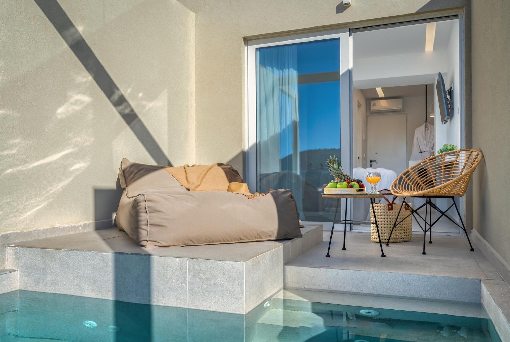 Myzith Luxury Suites Keri エクステリア 写真
