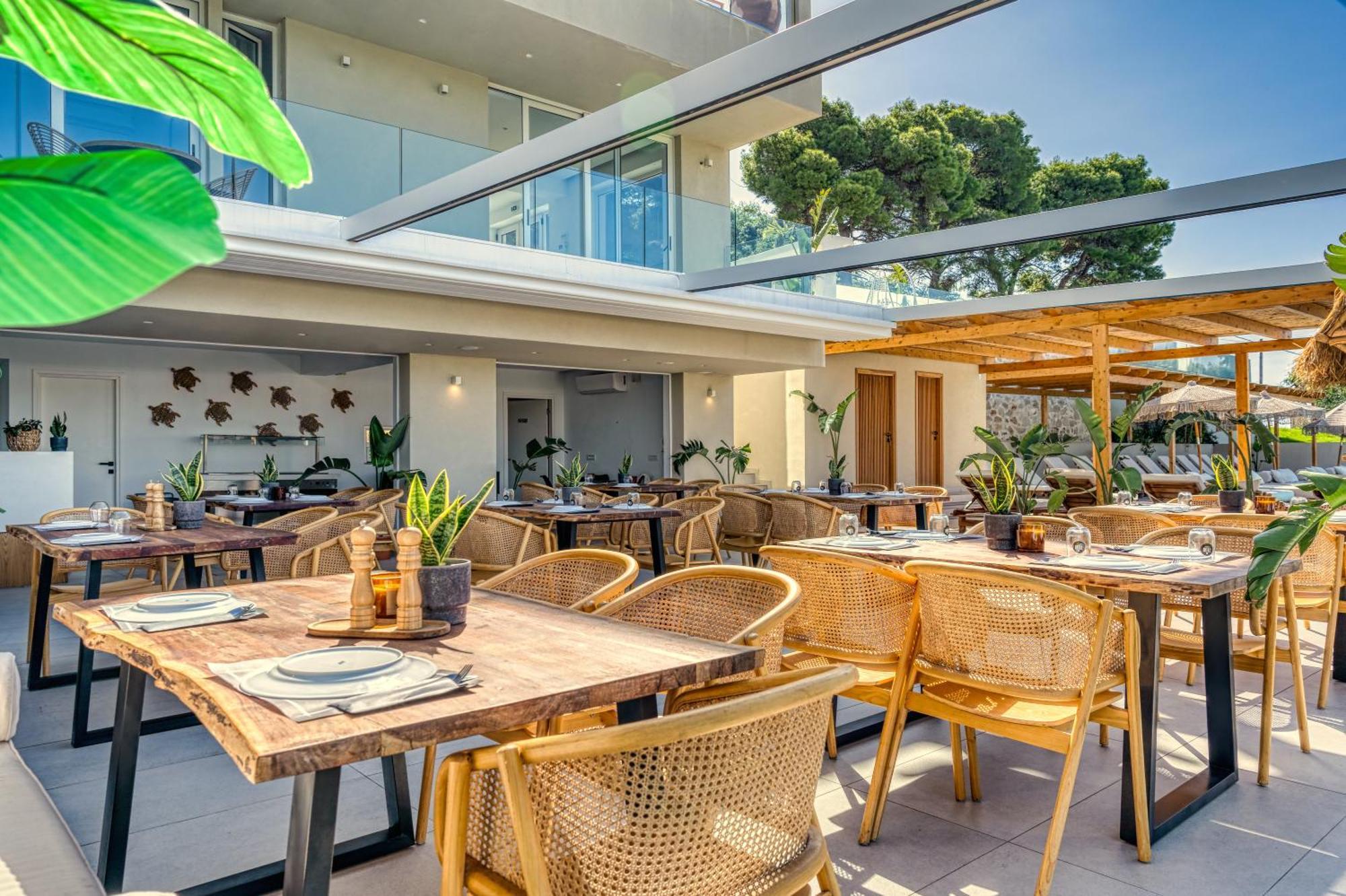 Myzith Luxury Suites Keri エクステリア 写真