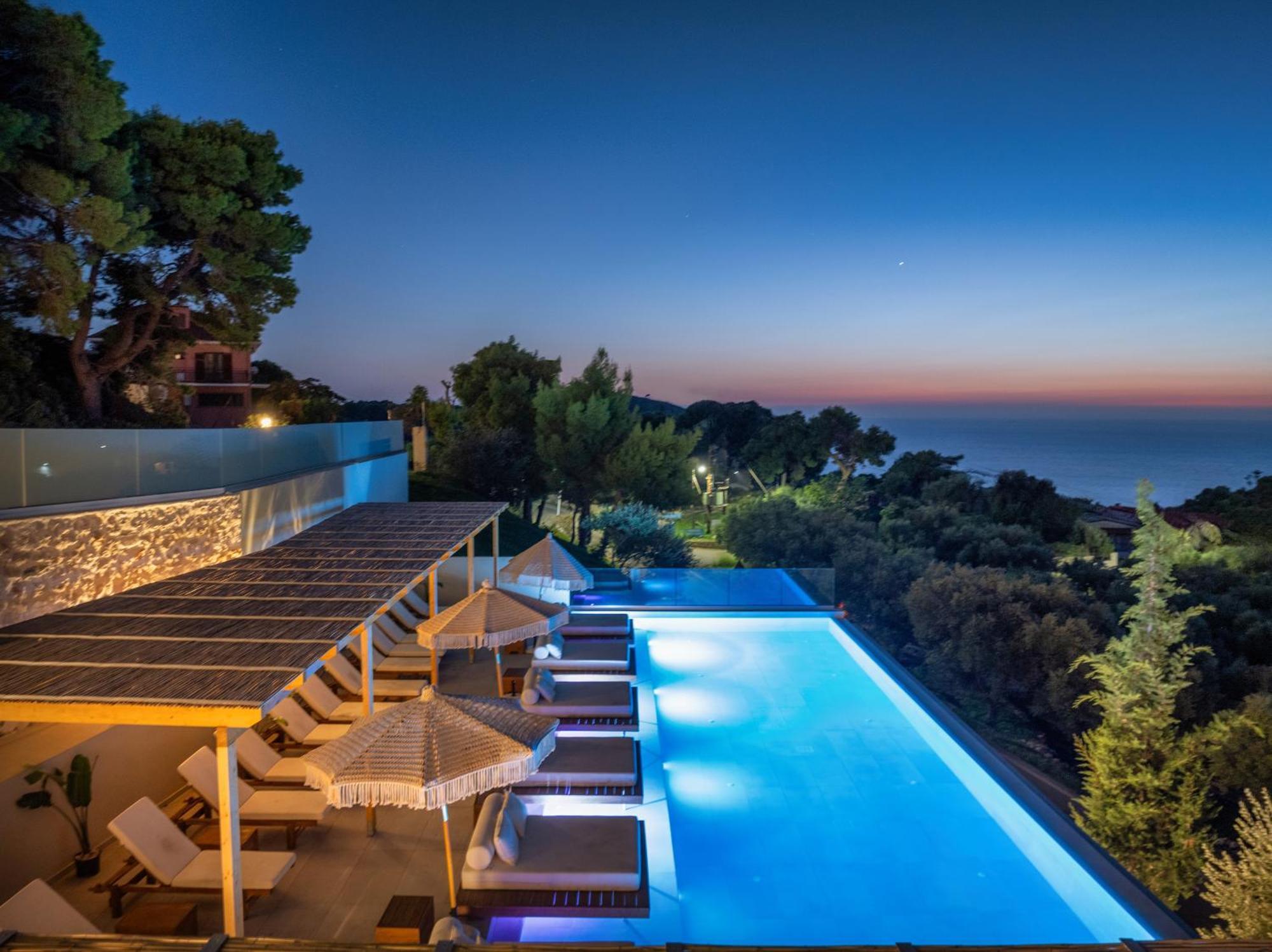 Myzith Luxury Suites Keri エクステリア 写真